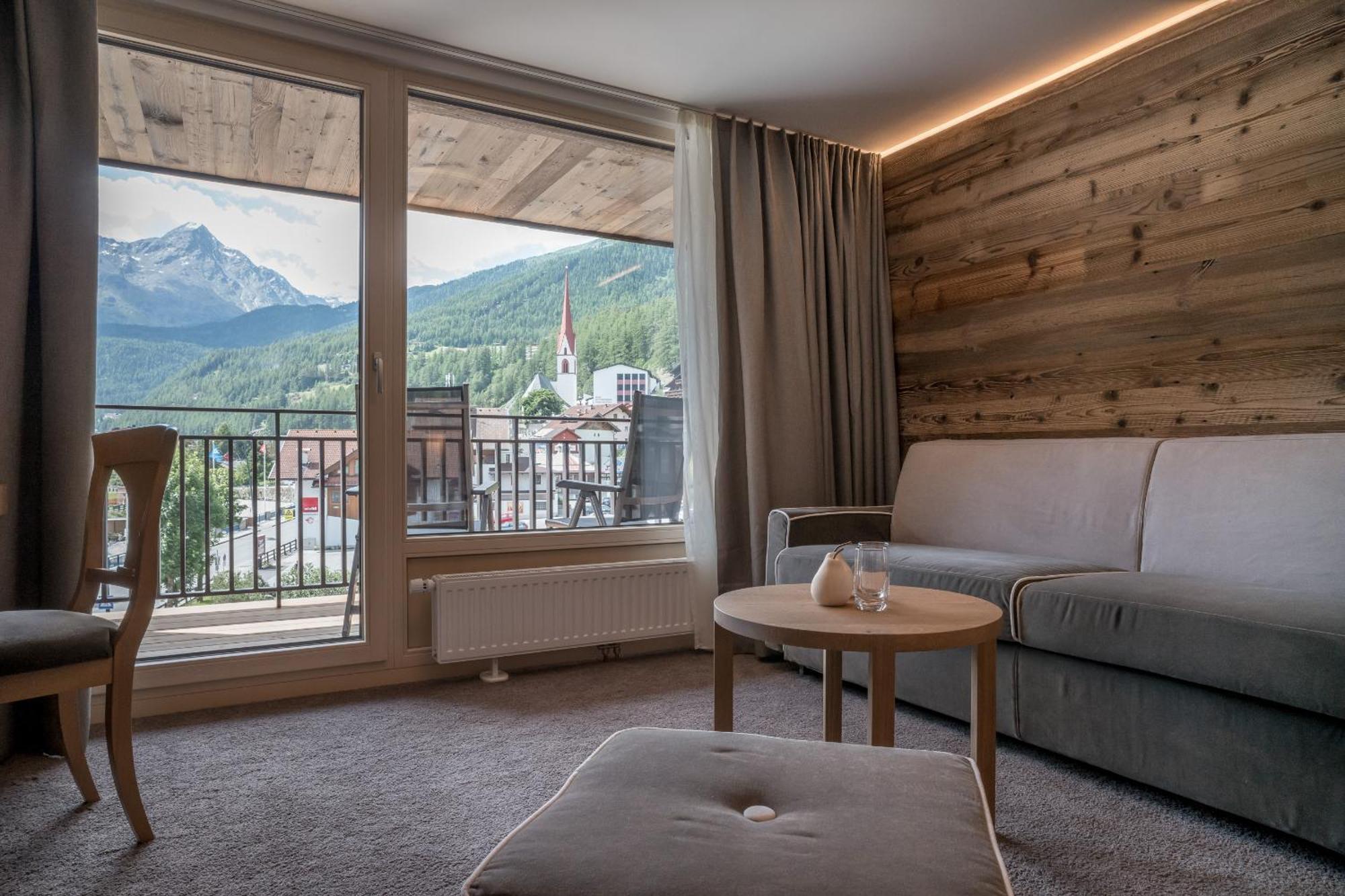 Hotel Tyrolerhof Solden Bagian luar foto